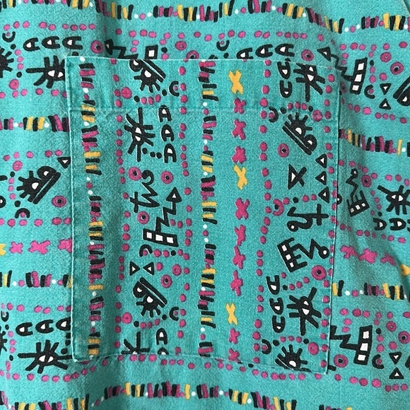 Placements Women’s Teal Peruvian Patterned Crop Shirt - Picture 5 of 5